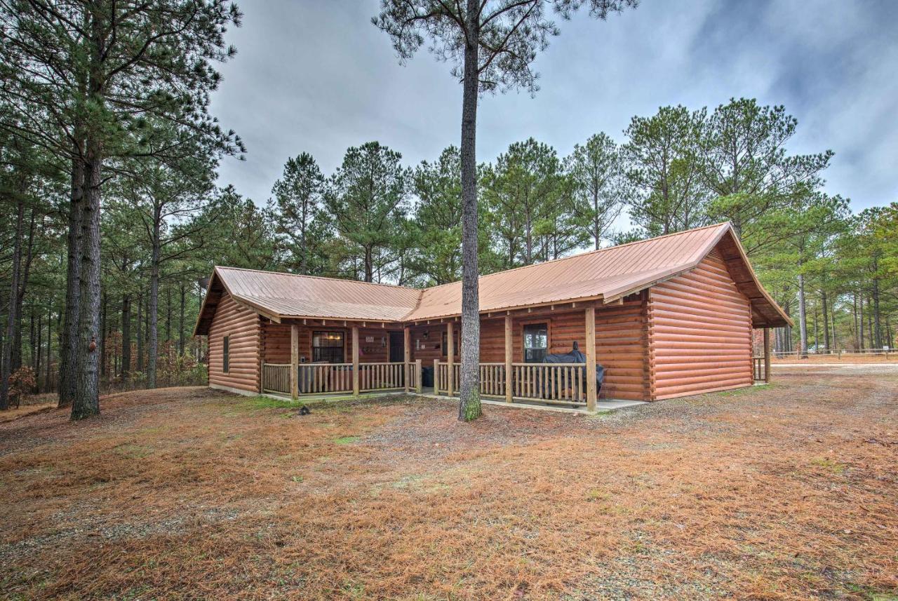 Broken Bow Cabin With Hot Tub And Deck - 4 Mi To Lake! Exterior foto